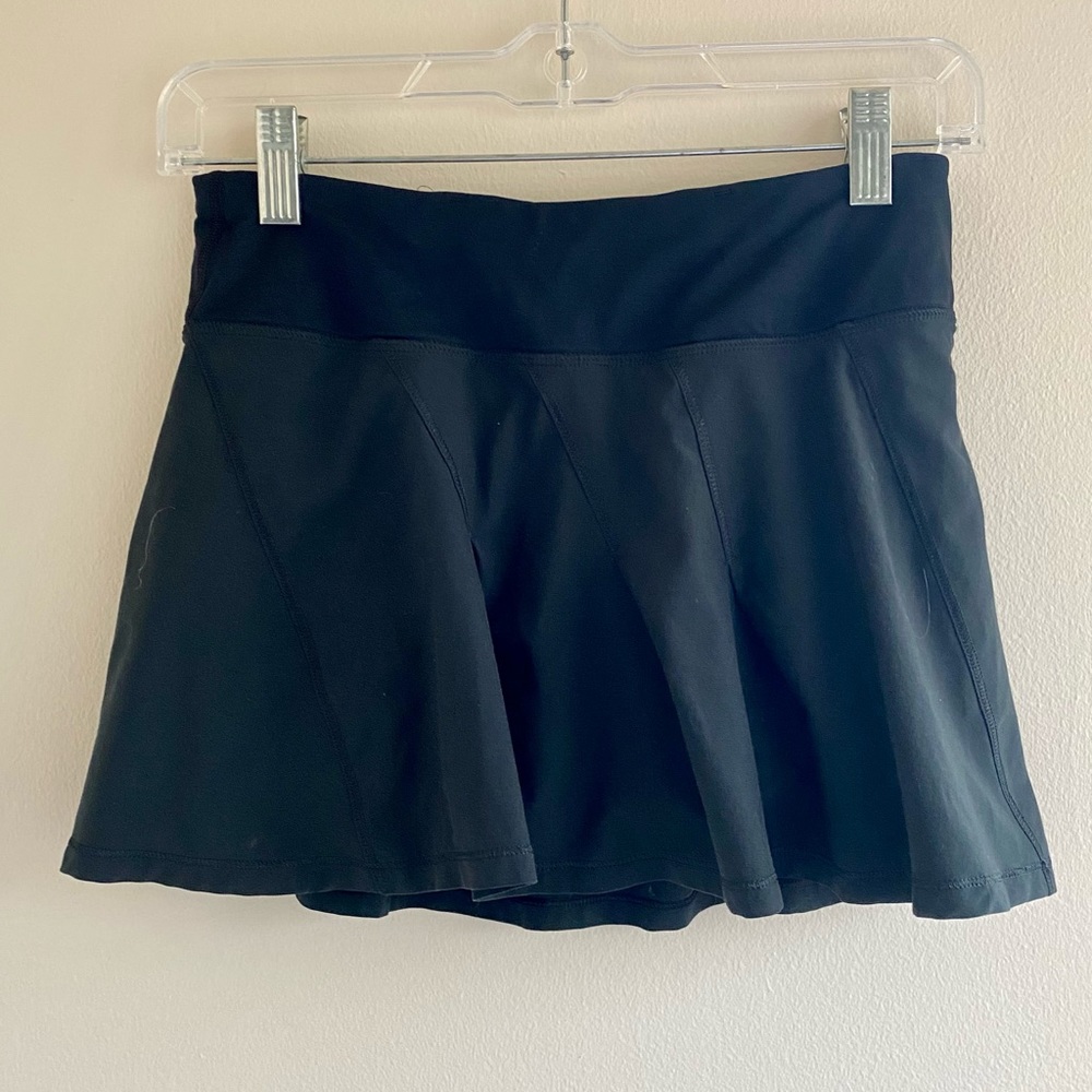 LULULEMON Tennis Skirt Black Sz 2